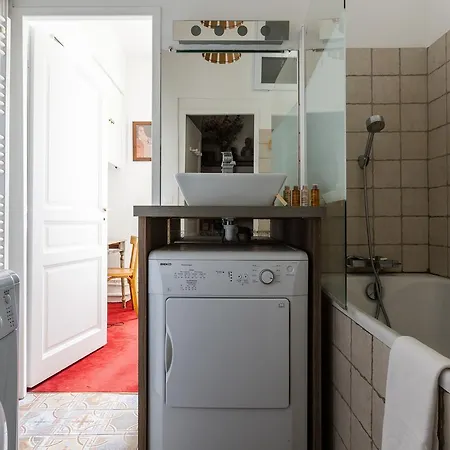 Veeve - Hideaway In The Theatre District Paris
